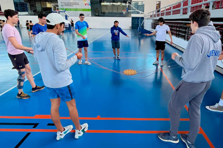 dinámica de team building para liderazgo